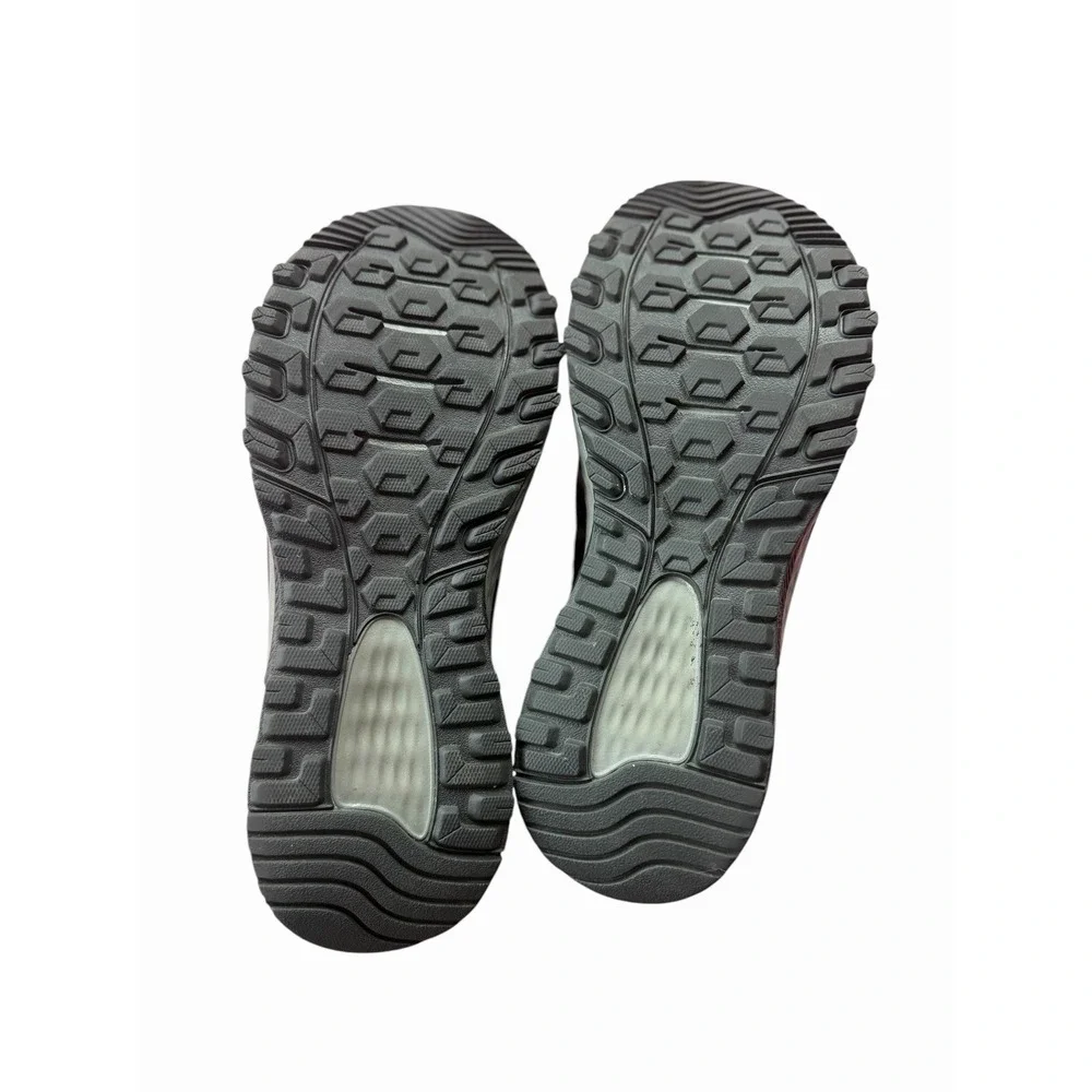 New Balance product low